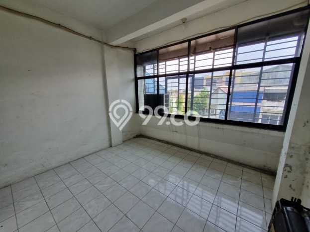 Dijual Ruko Kawasan Pinangsia, Luas 16m², Area Berkembang, Jalan Utama Dijual Ruko Kawasan Pinangsia, Luas 16m², Area Berkembang, Jalan Utama