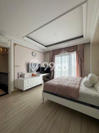 Hunian Mewah LB 700m2 Siap Pakai Desain Elegan di Pantai Indah Kapuk, Jakarta Utara Hunian Mewah LB 700m2 Siap Pakai Desain Elegan di Pantai Indah Kapuk, Jakarta Utara