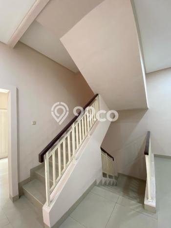 For Sale Rumah Mewah Exclusive di Pondok Aren, Tangerang Selatan For Sale Rumah Mewah Exclusive di Pondok Aren, Tangerang Selatan