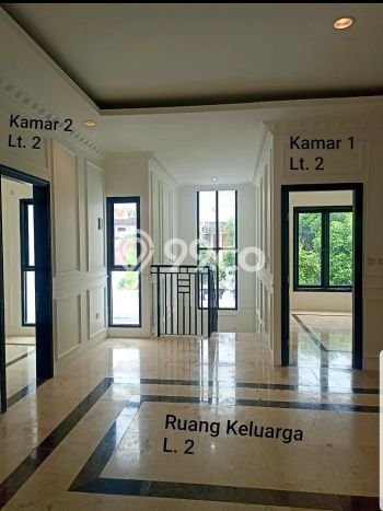Rumah Elit Modern Tanpa Renovasi di Ciganjur Jakarta Selatan Rumah Elit Modern Tanpa Renovasi di Ciganjur Jakarta Selatan