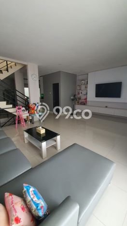 Dijual Rumah Luas Megah Dengan View Eksklusif di Tanjung Duren, Jakarta Barat Dijual Rumah Luas Megah Dengan View Eksklusif di Tanjung Duren, Jakarta Barat