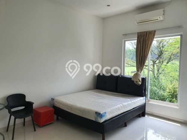 For Sale! Luxury House LT 754m2 Desain Modern di Sentul City For Sale! Luxury House LT 754m2 Desain Modern di Sentul City