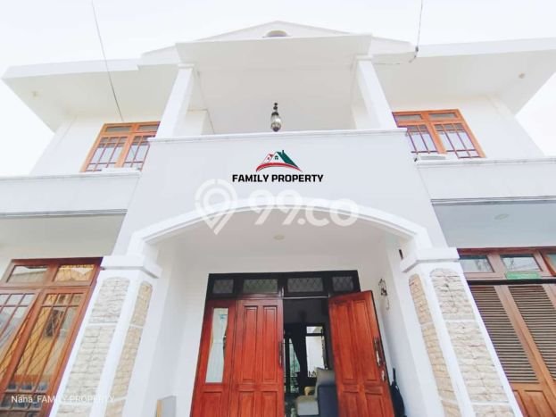Siap Huni Rumah Mewah 5 Kamar di Kebayoran Lama Dekat ke Mana Saja Siap Huni Rumah Mewah 5 Kamar di Kebayoran Lama Dekat ke Mana Saja