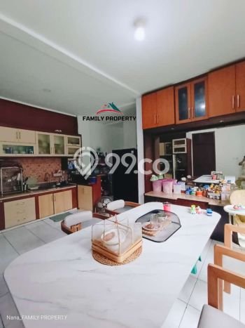 Siap Huni Rumah Mewah 5 Kamar di Kebayoran Lama Dekat ke Mana Saja Siap Huni Rumah Mewah 5 Kamar di Kebayoran Lama Dekat ke Mana Saja