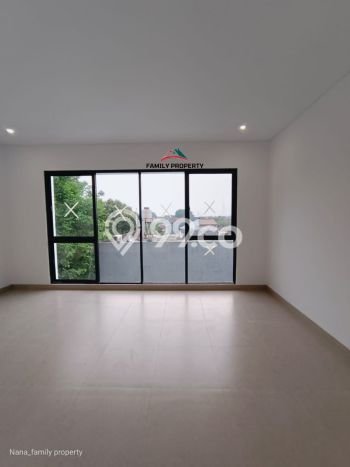 Jual Rumah Luas Elegan Dengan View Eksklusif di Joglo, Jakarta Barat Jual Rumah Luas Elegan Dengan View Eksklusif di Joglo, Jakarta Barat