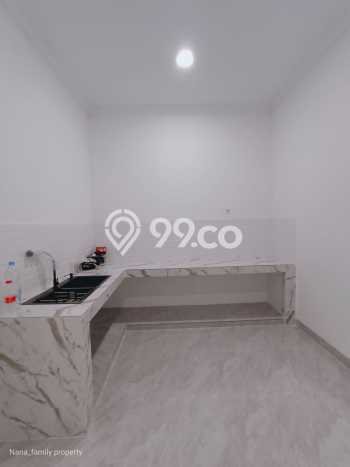Rumah Elit Modern Siap Huni di Joglo Jakarta Barat Rumah Elit Modern Siap Huni di Joglo Jakarta Barat