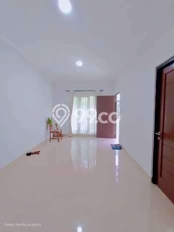 Rumah Modern 3 KT di Sektor 3A - Bintaro Tangerang Selatan Semi Furnished Rumah Modern 3 KT di Sektor 3A - Bintaro Tangerang Selatan Semi Furnished