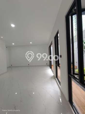 Ready to Use! Luxury House LT 135m2 Desain Elegan di Sektor 3 - Bintaro Ready to Use! Luxury House LT 135m2 Desain Elegan di Sektor 3 - Bintaro