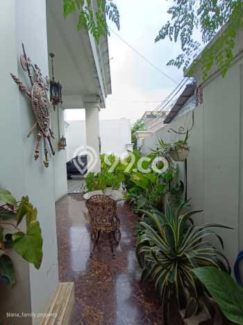 Dijual Rumah Luas Elegan Dengan View Cantik di Gandaria, Jakarta Selatan Dijual Rumah Luas Elegan Dengan View Cantik di Gandaria, Jakarta Selatan