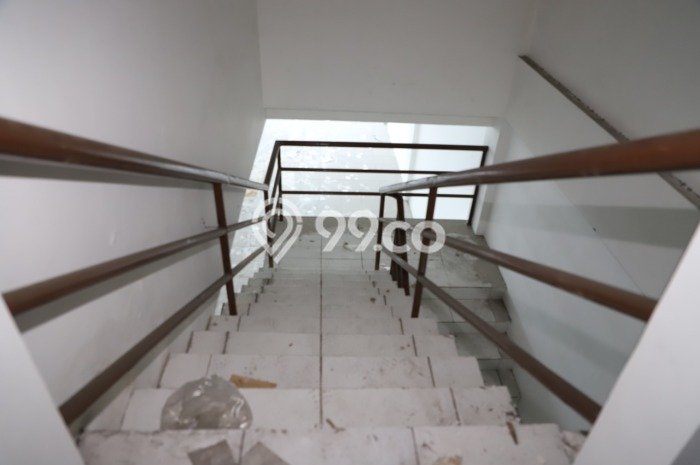 Ruko di Roxy, Luas 1200m², Area Berkembang Ruko di Roxy, Luas 1200m², Area Berkembang