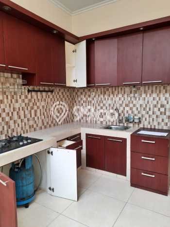 Jual Rumah Luas Megah Dengan View Eksklusif di Meruya, Jakarta Barat Jual Rumah Luas Megah Dengan View Eksklusif di Meruya, Jakarta Barat