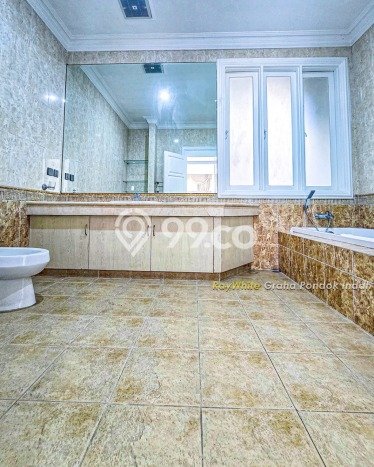 Rumah Mewah LB 1000m2 Siap Huni Desain Elegan di Pondok Indah, Jakarta Selatan Rumah Mewah LB 1000m2 Siap Huni Desain Elegan di Pondok Indah, Jakarta Selatan