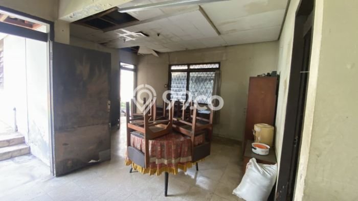Rumah Mewah Dijual LT 602m2 di Ciputat Timur, Tangerang Selatan Rumah Mewah Dijual LT 602m2 di Ciputat Timur, Tangerang Selatan