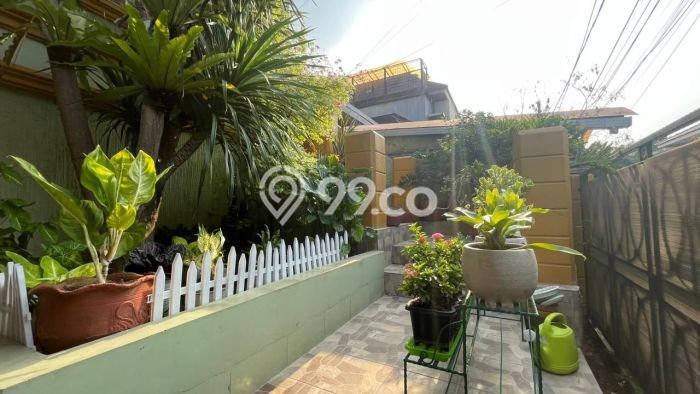 Rumah Elit Modern Tanpa Renovasi di Pondok Indah Jakarta Selatan Rumah Elit Modern Tanpa Renovasi di Pondok Indah Jakarta Selatan