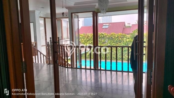 For Sale! Premium House LT 736m2 Desain Elegan di Cipete For Sale! Premium House LT 736m2 Desain Elegan di Cipete