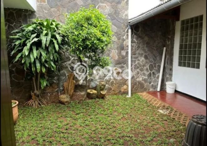 For Sale! Premium House LT 350m2 Desain Modern di Gandaria For Sale! Premium House LT 350m2 Desain Modern di Gandaria