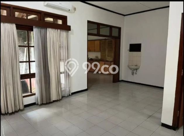 For Sale! Premium House LT 350m2 Desain Modern di Gandaria For Sale! Premium House LT 350m2 Desain Modern di Gandaria