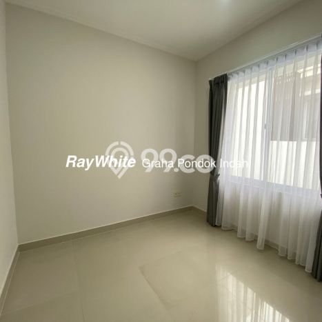 Rumah sewa siap huni 3 KT di Cirendeu, Jakarta Selatan Rumah sewa siap huni 3 KT di Cirendeu, Jakarta Selatan