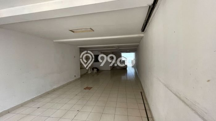 Rumah Disewakan Jakarta Selatan LT 400m2 LB 600m2 Kawasan Pondok Indah Rumah Disewakan Jakarta Selatan LT 400m2 LB 600m2 Kawasan Pondok Indah