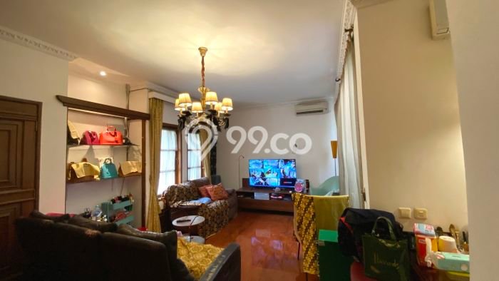 Rumah Mewah LB 375m2 Siap Pakai Desain Elegan di Pondok Indah, Jakarta Selatan Rumah Mewah LB 375m2 Siap Pakai Desain Elegan di Pondok Indah, Jakarta Selatan