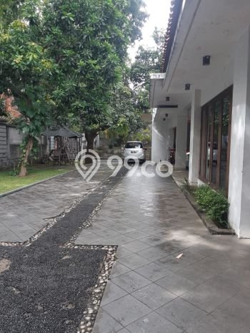 Rumah Elit Modern Tanpa Renovasi di Panglima Polim Jakarta Selatan Rumah Elit Modern Tanpa Renovasi di Panglima Polim Jakarta Selatan