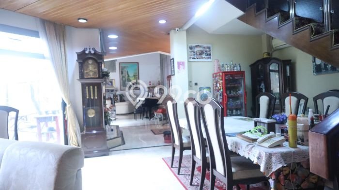 Jual Rumah Mewah Megah Dengan View Cantik di Pondok Indah, Jakarta Selatan Jual Rumah Mewah Megah Dengan View Cantik di Pondok Indah, Jakarta Selatan