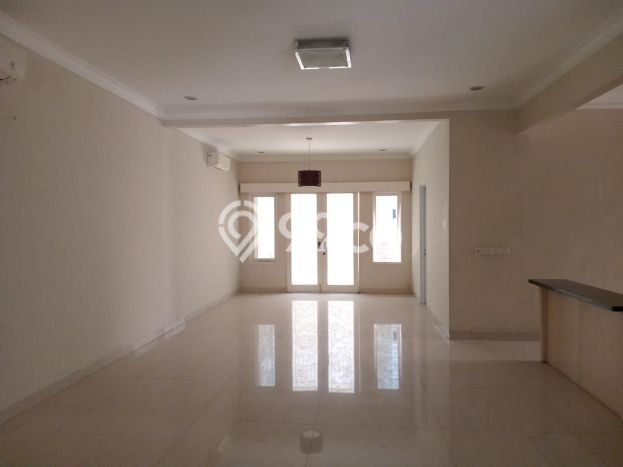 Rumah Luxury Modern Siap Huni di Pondok Indah Jakarta Selatan Rumah Luxury Modern Siap Huni di Pondok Indah Jakarta Selatan