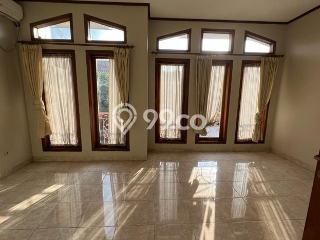 Jarang Ada! Rumah Sewa 3 Kamar Nyaman Siap Huni Pondok Indah Jarang Ada! Rumah Sewa 3 Kamar Nyaman Siap Huni Pondok Indah