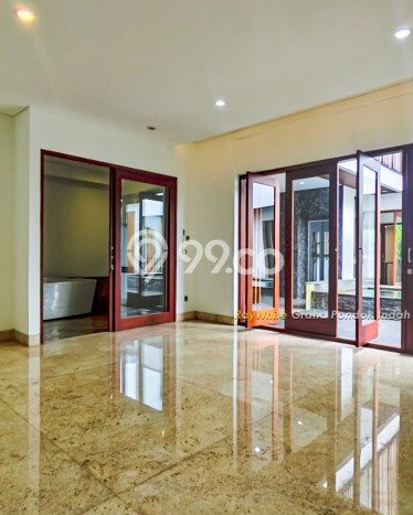 Rumah Elit LB 647m2 Siap Huni Desain Elegan di Pondok Indah, Jakarta Selatan Rumah Elit LB 647m2 Siap Huni Desain Elegan di Pondok Indah, Jakarta Selatan