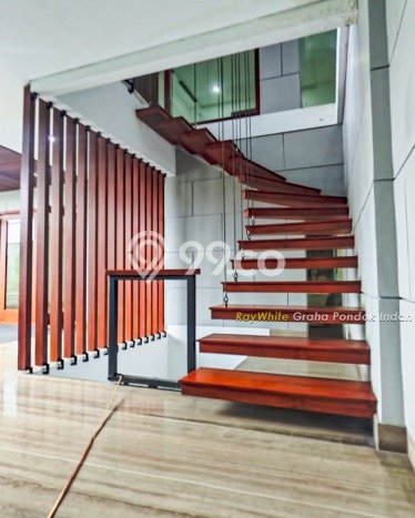 Rumah Elit LB 647m2 Siap Huni Desain Elegan di Pondok Indah, Jakarta Selatan Rumah Elit LB 647m2 Siap Huni Desain Elegan di Pondok Indah, Jakarta Selatan