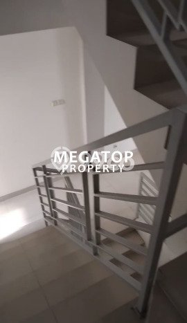 Unit Komersial Disewakan di Jakarta Barat Area Strategis Harga Kompetitif Unit Komersial Disewakan di Jakarta Barat Area Strategis Harga Kompetitif
