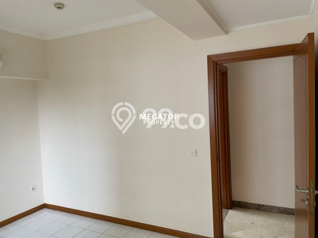 Apartemen Sewa 3 Kamar Hemat Siap Huni di Jakarta Selatan, Luas 120m2 Apartemen Sewa 3 Kamar Hemat Siap Huni di Jakarta Selatan, Luas 120m2