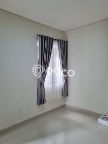 Disewakan! Rumah 2 Kamar Tidur &
1 Kamar Mandi di Sentul, Bogor Disewakan! Rumah 2 Kamar Tidur &
1 Kamar Mandi di Sentul, Bogor