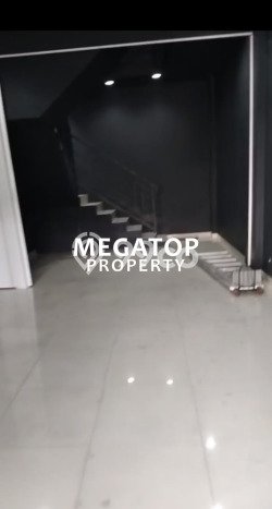 Unit Komersial Disewakan di Jakarta Barat Area Strategis Harga Kompetitif Unit Komersial Disewakan di Jakarta Barat Area Strategis Harga Kompetitif
