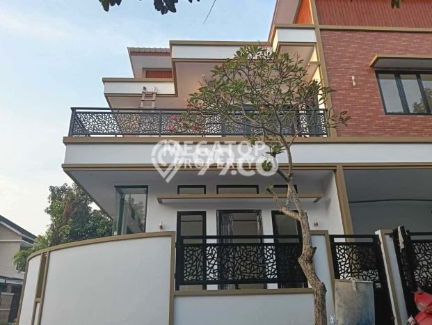 Rumah Elit Modern Siap Huni di BSD Kencana Loka Tangerang Rumah Elit Modern Siap Huni di BSD Kencana Loka Tangerang