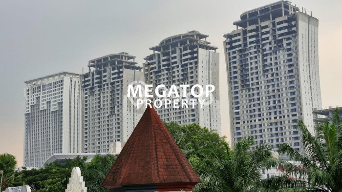 AREA BISNIS! Ruko Kawasan , Luas 225m2m², Mainroad, Strategis AREA BISNIS! Ruko Kawasan , Luas 225m2m², Mainroad, Strategis