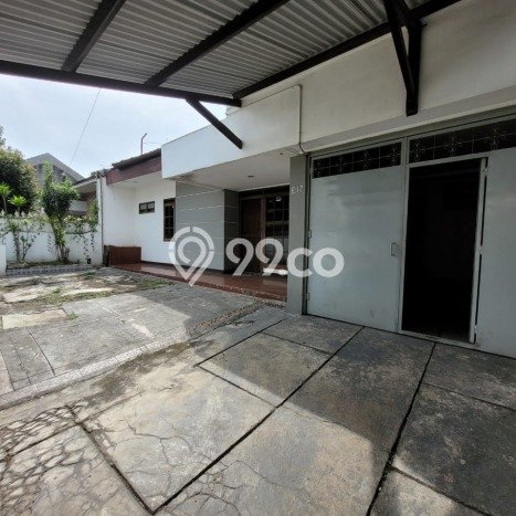 Jual Rumah Favorit Siap Huni LB 130m2 di Babakan Ciparay, Bandung Jual Rumah Favorit Siap Huni LB 130m2 di Babakan Ciparay, Bandung