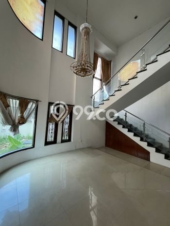 HUNIAN PILIHAN! Rumah area Batununggal, LT 334m2m² Bangunan 450m2m² HUNIAN PILIHAN! Rumah area Batununggal, LT 334m2m² Bangunan 450m2m²