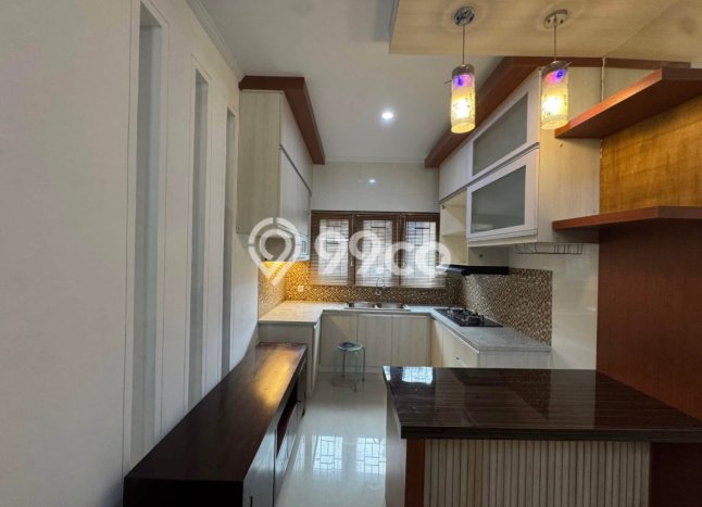 Rumah Disewakan Denpasar LT 100m2 LB 100m2 Area Sanur Rumah Disewakan Denpasar LT 100m2 LB 100m2 Area Sanur