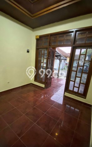 Disewakan Cepat Rumah Kondisi Bagus di Area Denpasar Barat, Denpasar Disewakan Cepat Rumah Kondisi Bagus di Area Denpasar Barat, Denpasar