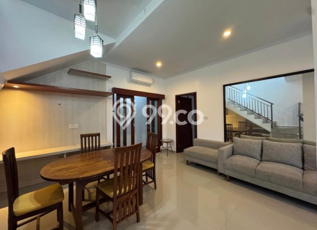 Rumah Disewakan Denpasar LT 100m2 LB 100m2 Area Sanur Rumah Disewakan Denpasar LT 100m2 LB 100m2 Area Sanur
