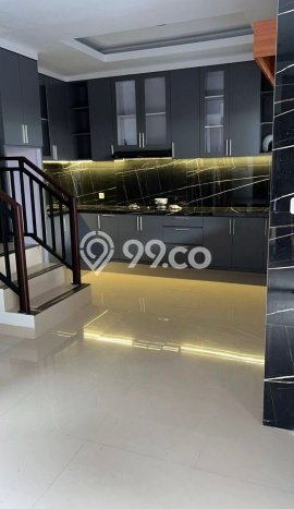 Jarang Ada! Rumah Kontrakan 3 Kamar Bagus Siap Huni Renon Jarang Ada! Rumah Kontrakan 3 Kamar Bagus Siap Huni Renon