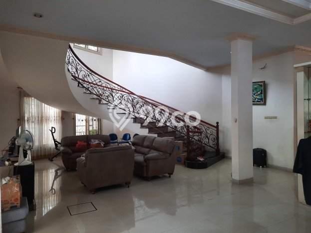 Hunian Mewah Dijual LT 445m2 di Karawaci, Tangerang Hunian Mewah Dijual LT 445m2 di Karawaci, Tangerang