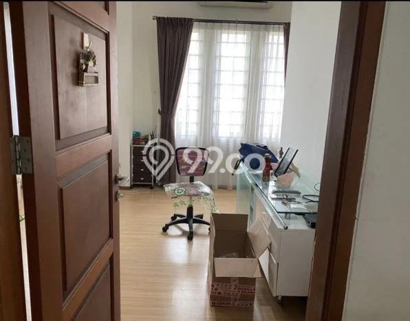 Rumah Elit Modern Tanpa Renovasi di Lippo Karawaci Tangerang Rumah Elit Modern Tanpa Renovasi di Lippo Karawaci Tangerang