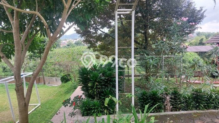 Vila di Lembang, Area 6500m2m², Kawasan Tenang untuk tempat tinggal Vila di Lembang, Area 6500m2m², Kawasan Tenang untuk tempat tinggal