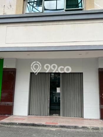 Ruko Disewa di Jakarta Barat dengan LB 270m2 Area Komersial Ramai Ruko Disewa di Jakarta Barat dengan LB 270m2 Area Komersial Ramai