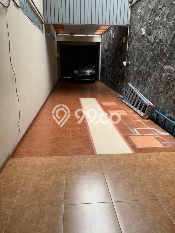 Dijual Rumah Luas Elegan Dengan View Cantik di Sumurbandung, Bandung Dijual Rumah Luas Elegan Dengan View Cantik di Sumurbandung, Bandung