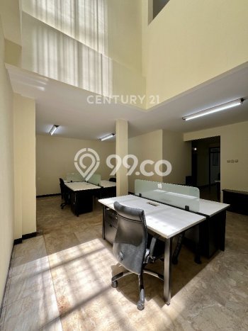 Rumah di Cempaka Putih, 3 KM, Lingkungan Berkembang Rumah di Cempaka Putih, 3 KM, Lingkungan Berkembang