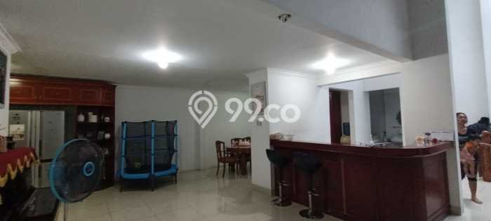 Rumah Mewah LB 720m2 Siap Pakai Desain Elegan di Pulomas, Jakarta Timur Rumah Mewah LB 720m2 Siap Pakai Desain Elegan di Pulomas, Jakarta Timur