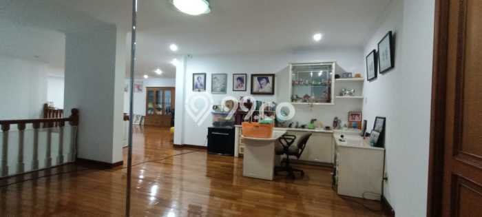 Rumah Mewah LB 720m2 Siap Pakai Desain Elegan di Pulomas, Jakarta Timur Rumah Mewah LB 720m2 Siap Pakai Desain Elegan di Pulomas, Jakarta Timur